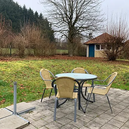 Urlaub Mit Ihrem Vierbeiner Am See * Postmünster